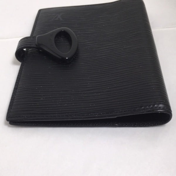 ルイヴィトン LOUIS VUITTON 手帳カバー
手帳カバー エピ アジェンダPM R20092 LV
【SS】
【中古】