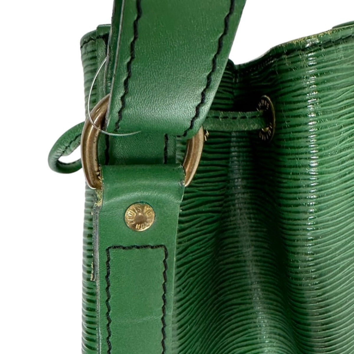 ルイヴィトン LOUIS VUITTON ショルダーバッグ
巾着型ショルダーバッグ エピ ノエ ボルネオグリーン エピレザー M44004 グリーン LV
【SS】
【中古】