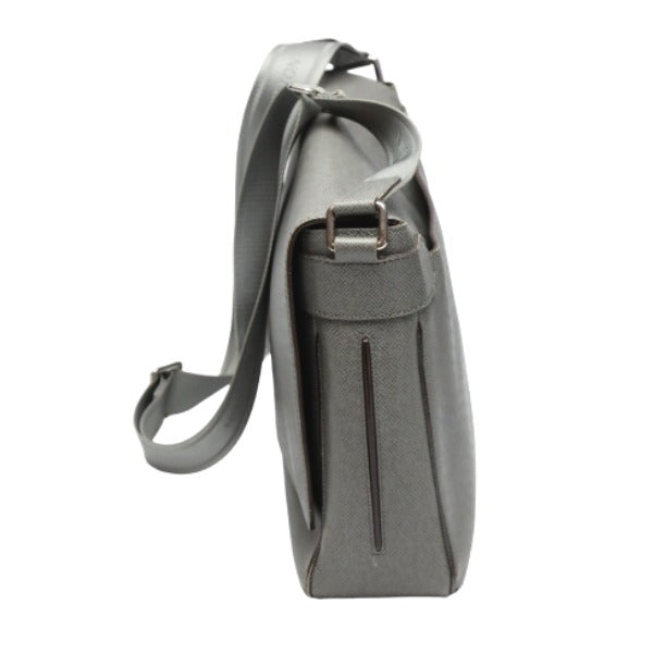 ルイヴィトン LOUIS VUITTON ショルダーバッグ
メンズ紳士用 タイガ ロマンMM タイガ M32623 グレー LV
【SS】
【中古】