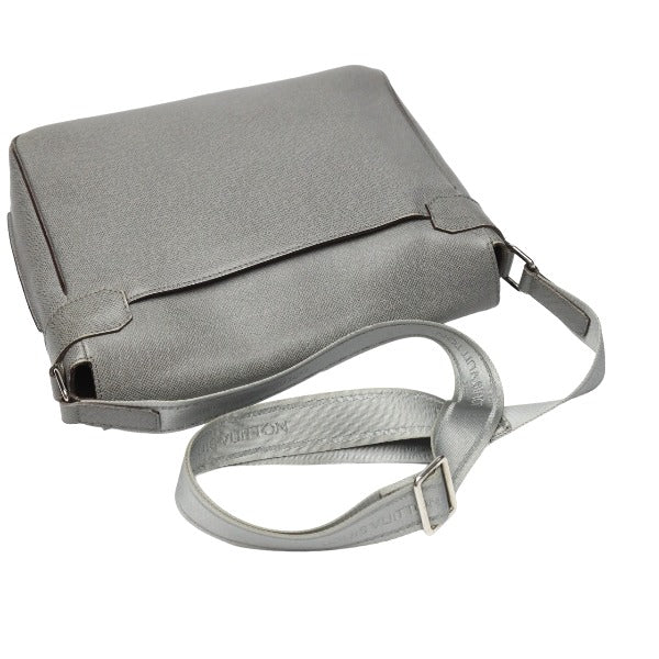 ルイヴィトン LOUIS VUITTON ショルダーバッグ
メンズ紳士用 タイガ ロマンMM タイガ M32623 グレー LV
【SS】
【中古】