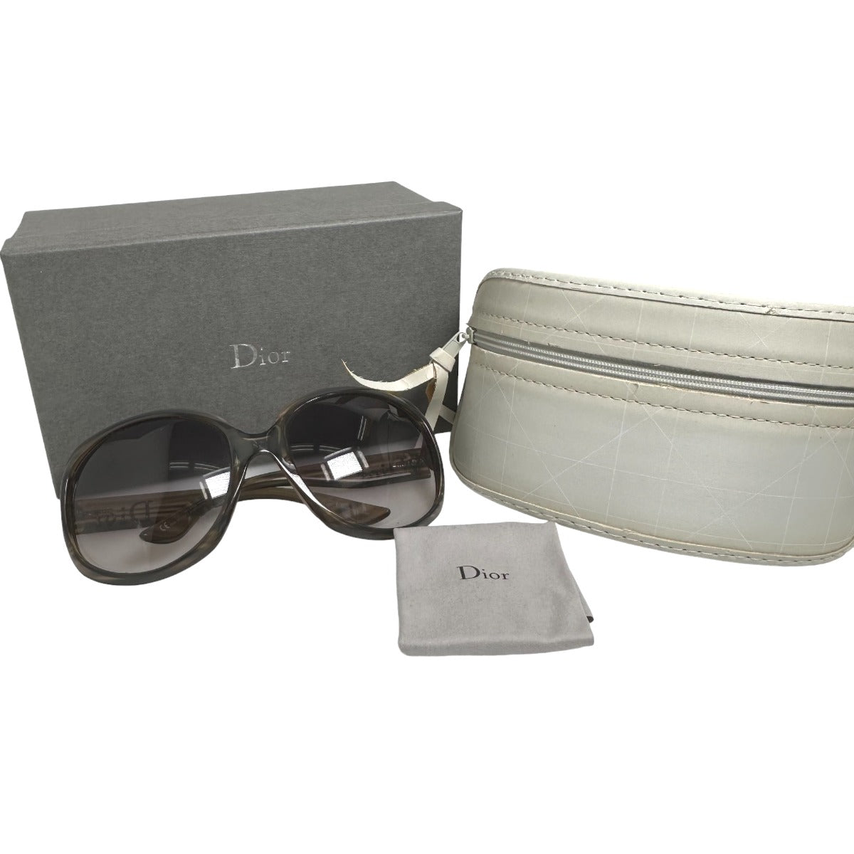 クリスチャンディオール Christian Dior サングラス
サングラス GLOSSY 1 VLXLF 62ロ20 125 プラスチック GLOSSY 1 VLXLF グレー 【SS】
【中古】