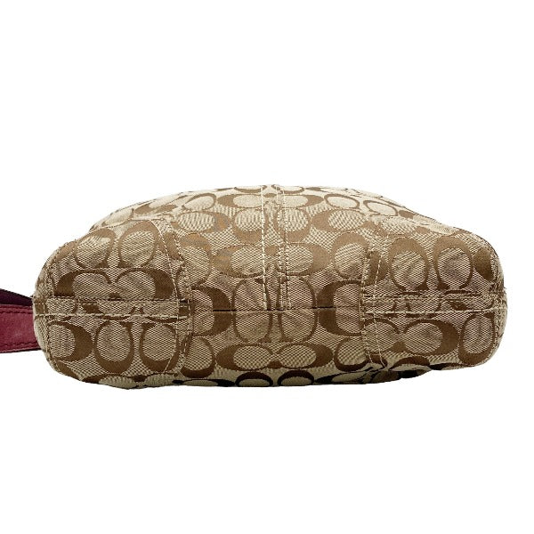 コーチ COACH ショルダーバッグ
ショルダーバッグ シグネチャー キャンバス ブラウン 【SS】
【中古】