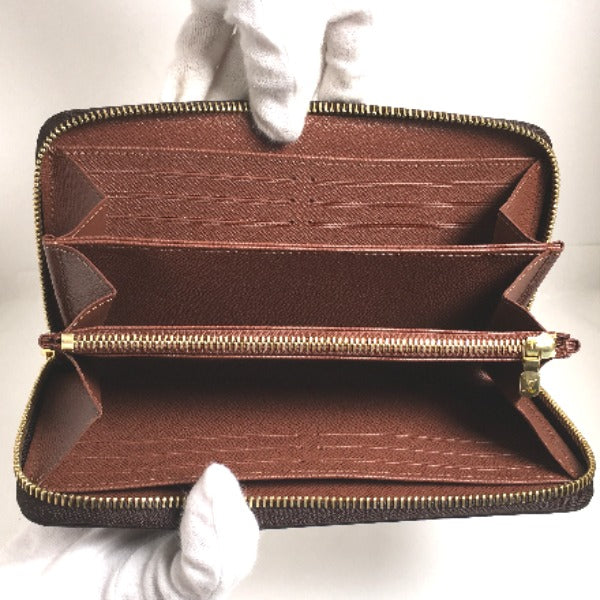 Louis Vuitton LOUIS VUITTON Long Wallet
Long Wallet Monogram Zippy Wallet Monogram Canvas M42616 Brown LV
【second hand】