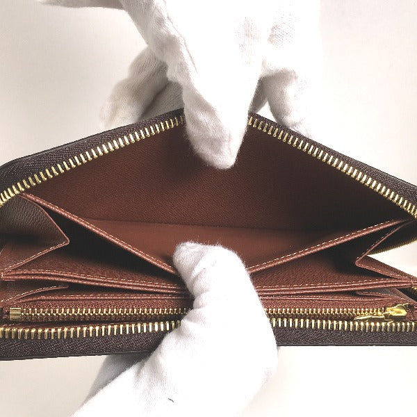 Louis Vuitton LOUIS VUITTON Long Wallet
Long Wallet Monogram Zippy Wallet Monogram Canvas M42616 Brown LV
【second hand】