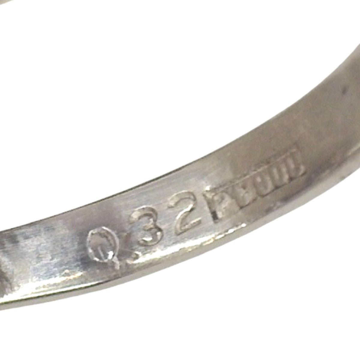 リング・指輪
Pt900 13号 エメラルド ダイヤモンド Pt900プラチナ リング プラチナ 【SS】
【中古】