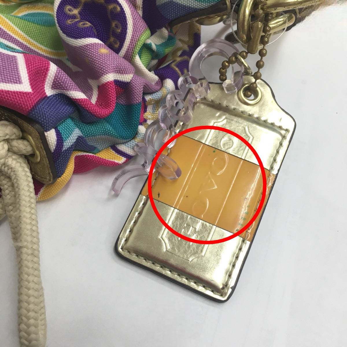 コーチ COACH ハンドバッグ
ハンドバック ポップC ポピー レザー 15296 カラフル 【SS】
【中古】
