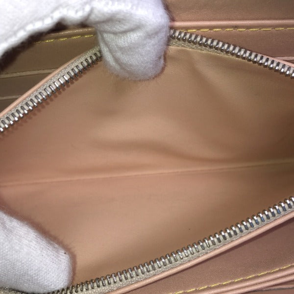 ルイヴィトン LOUIS VUITTON 長財布
長財布 モノグラム ジッピーウォレット M60050 LV
【SS】
【中古】