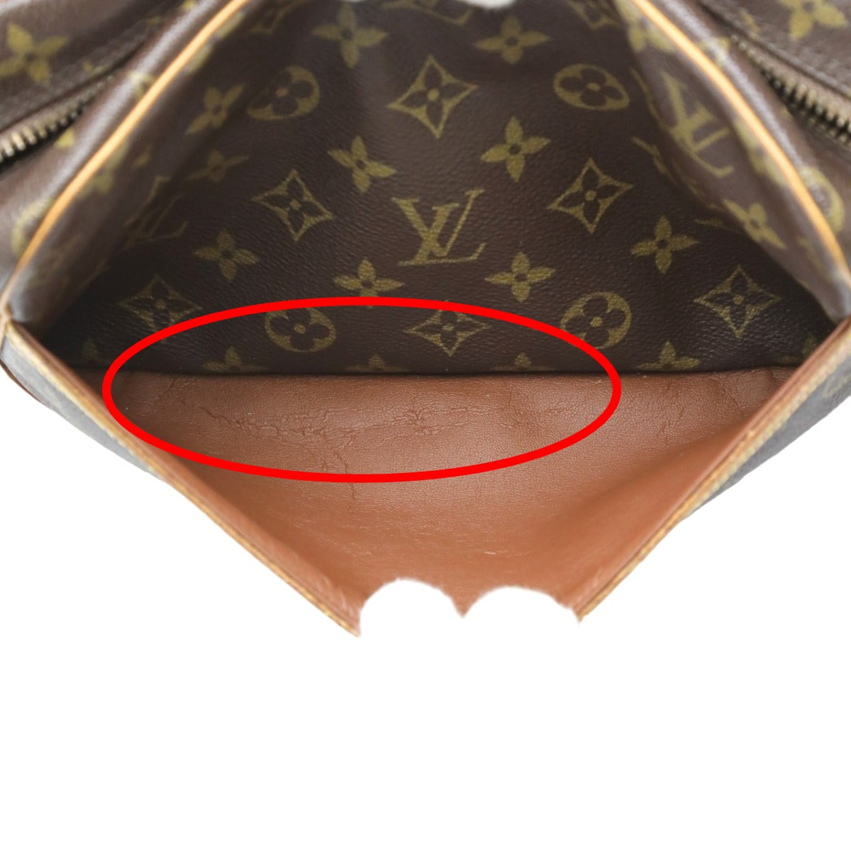 ルイヴィトン LOUIS VUITTON ショルダーバッグ
トロカデロ27 モノグラム 斜め掛け モノグラムキャンバス M51274 ブラウン LV
【SS】
【中古】