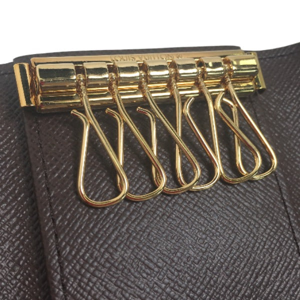 ルイヴィトン LOUIS VUITTON キーケース
キーケース6本用 ダミエ ミュルティクレ6 ダミエキャンバス N62630 ブラウン LV
【SS】
【中古】