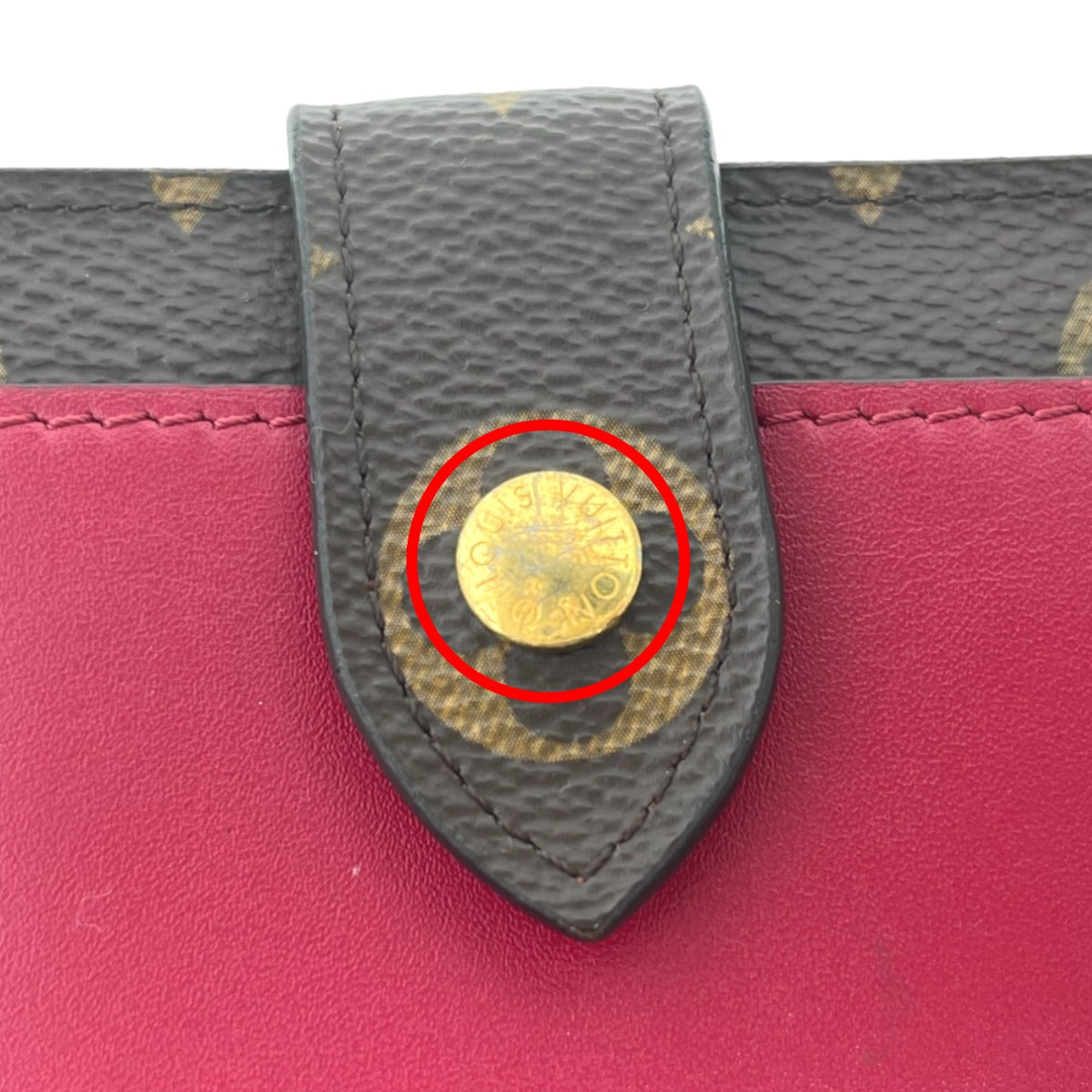 ルイヴィトン LOUIS VUITTON 二つ折り財布
二つ折り財布 モノグラム ポルトフォイユ・ジュリエット モノグラムキャンバス M69433 フューシャ LV
【SS】
【中古】