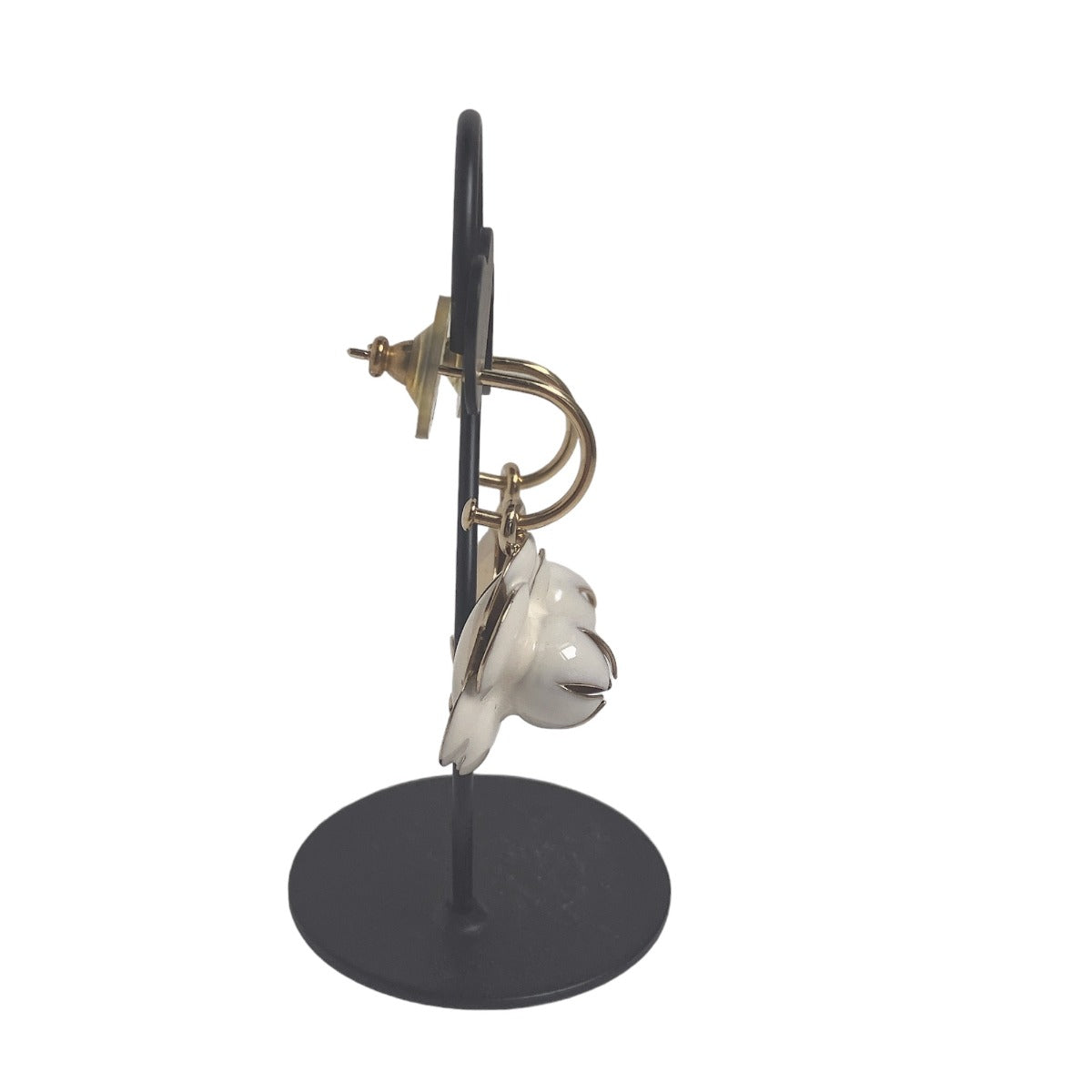 シャネル CHANEL ピアス
フープピアス ココマーク 02P カメリア メタル ホワイト/ゴールド 【SS】
【中古】