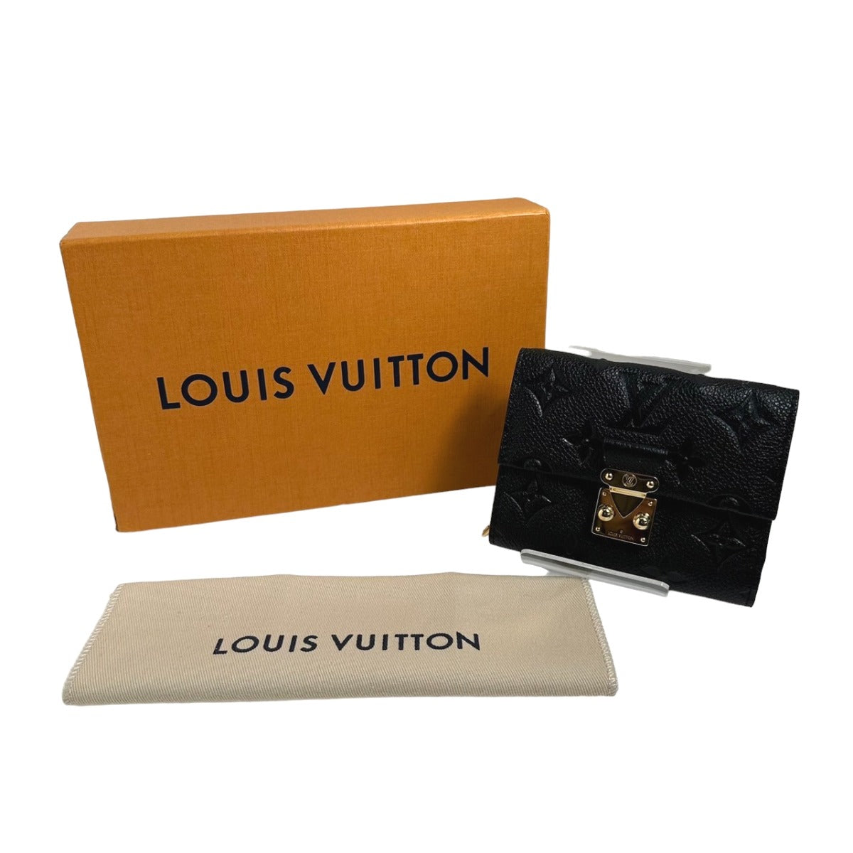 ルイヴィトン LOUIS VUITTON 三つ折り財布
三つ折り財布 アンプラント ポルトフォイユ・メティス モノグラムアンプラント M80880 ブラック LV
【中古】