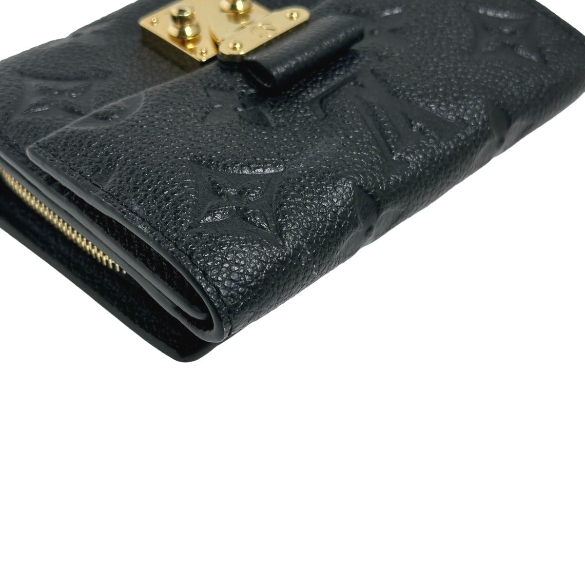 ルイヴィトン LOUIS VUITTON 三つ折り財布
三つ折り財布 アンプラント ポルトフォイユ・メティス モノグラムアンプラント M80880 ブラック LV
【中古】