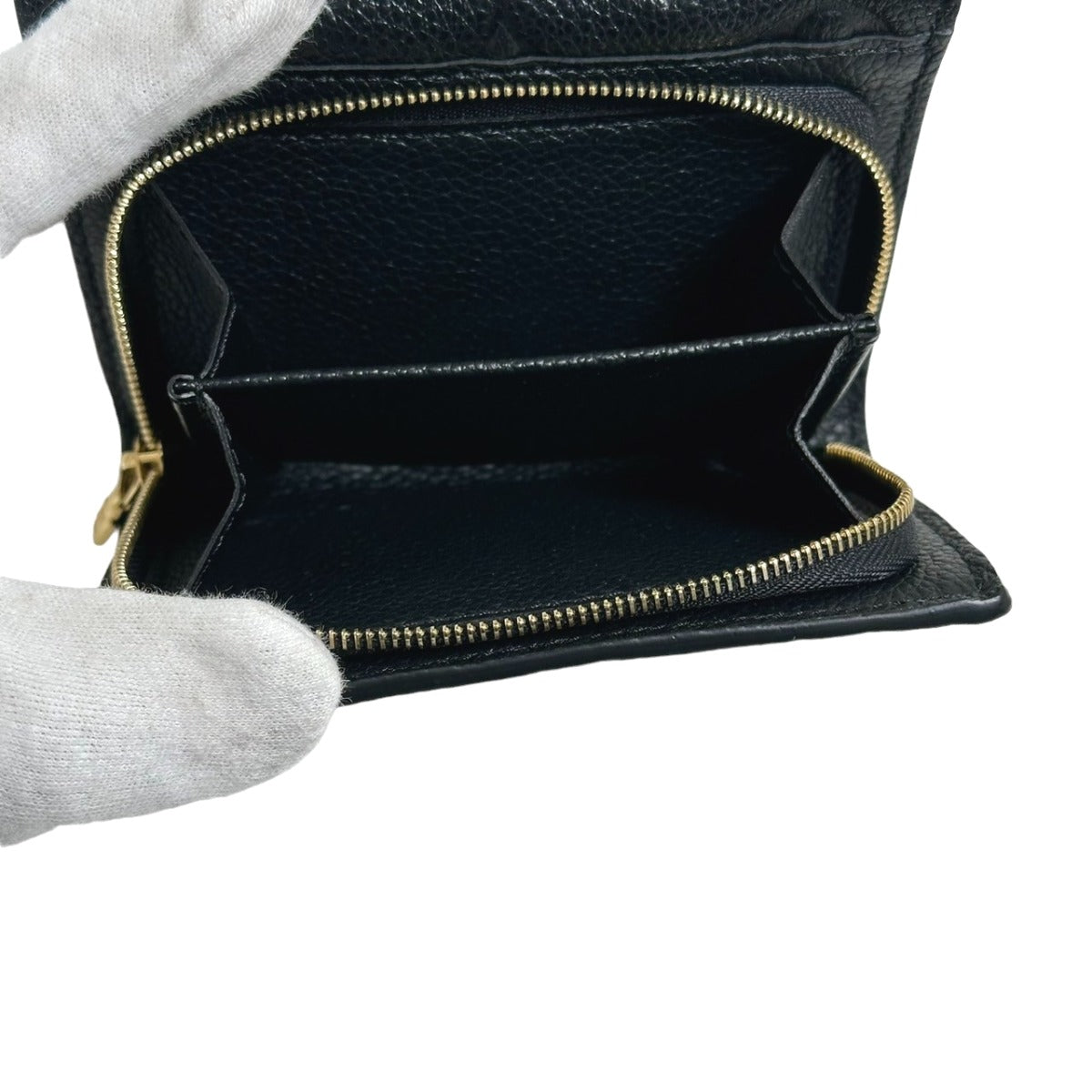 ルイヴィトン LOUIS VUITTON 三つ折り財布
三つ折り財布 アンプラント ポルトフォイユ・メティス モノグラムアンプラント M80880 ブラック LV
【中古】