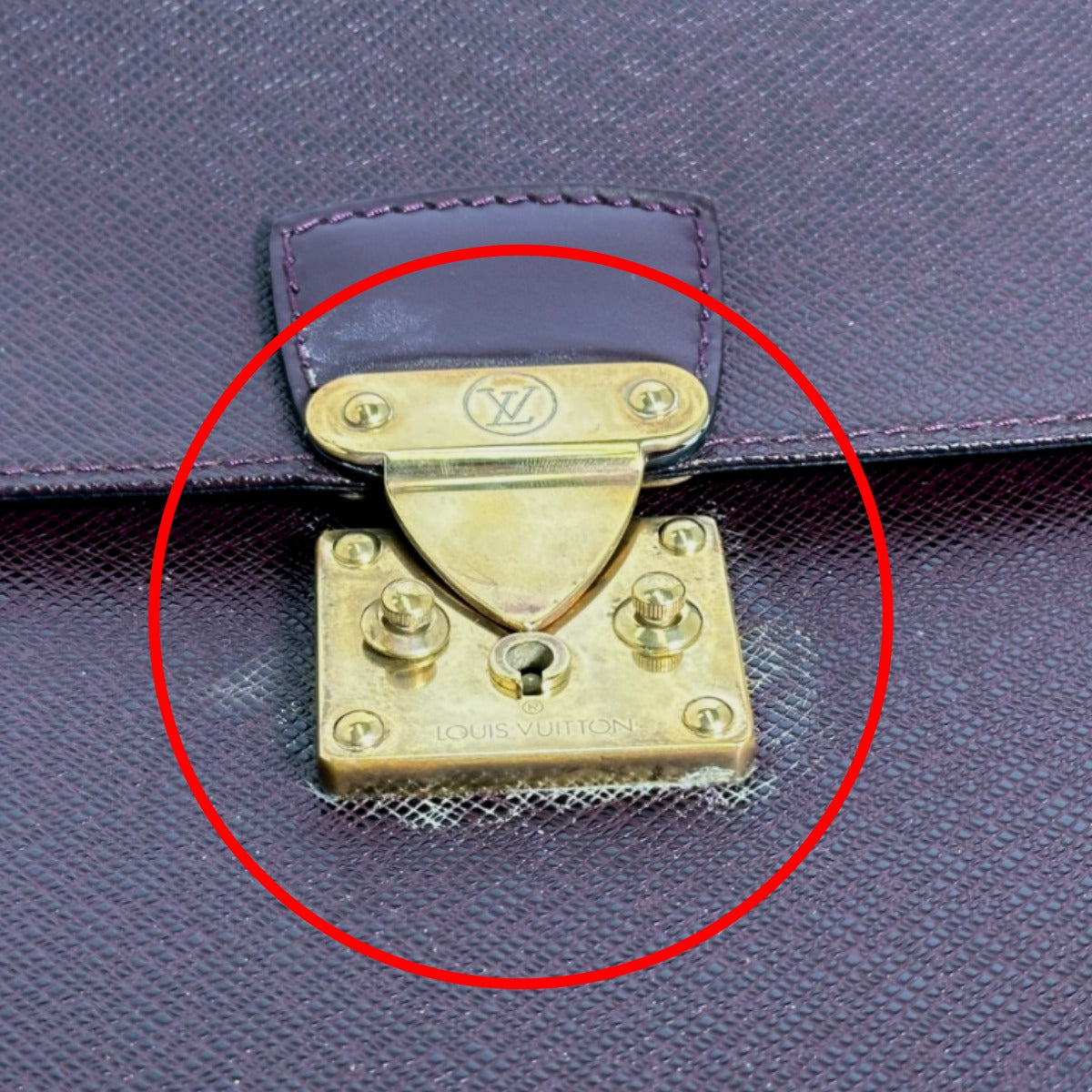ルイヴィトン LOUIS VUITTON ビジネスバッグ
バッグ タイガ モスコバ タイガ M30036 ワインレッド LV
【SS】
【中古】