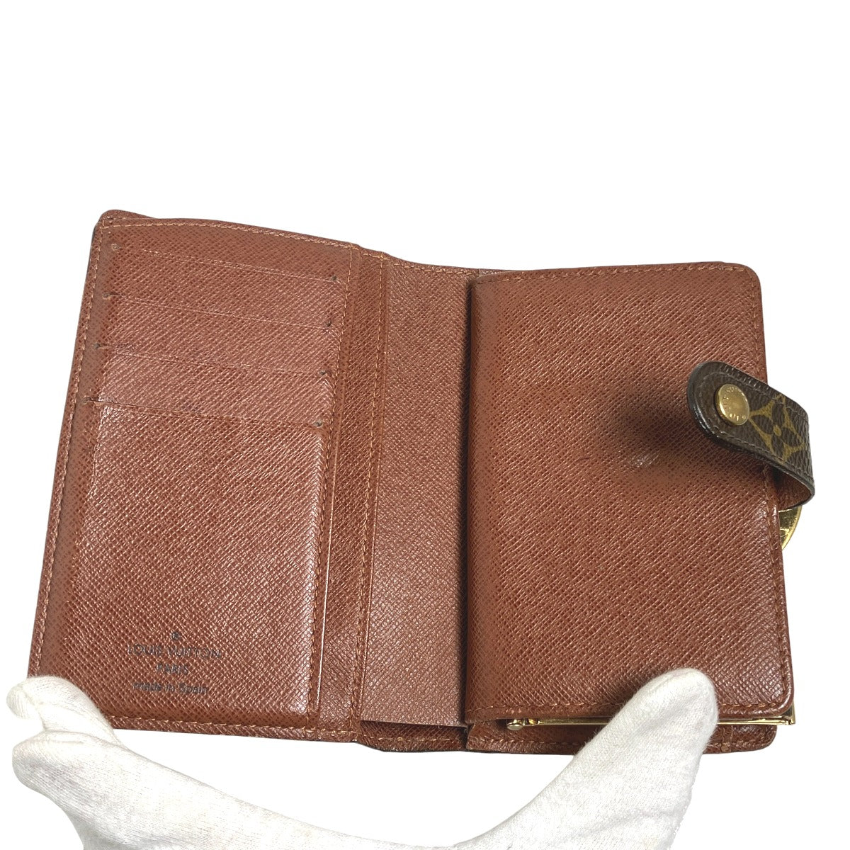 ルイヴィトン LOUIS VUITTON 二つ折り財布
カード用ポケット付がま口財布 モノグラム ポルト モネ・ビエ ヴィエノア モノグラムキャンバス M61663 ブラウン LV
【SS】
【中古】