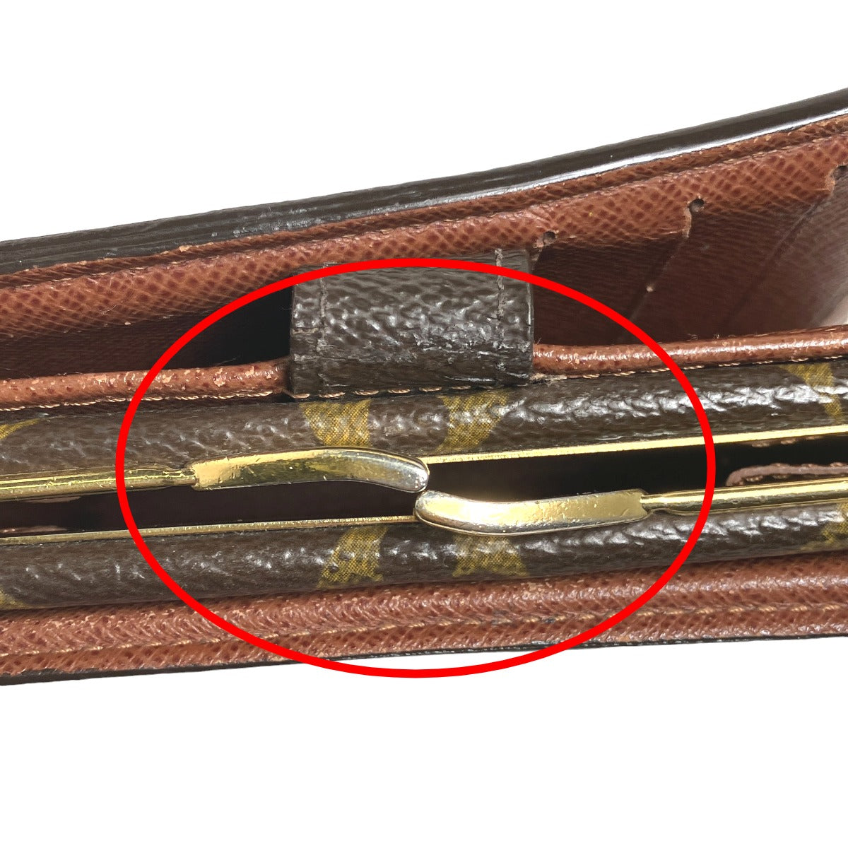 ルイヴィトン LOUIS VUITTON 二つ折り財布
カード用ポケット付がま口財布 モノグラム ポルト モネ・ビエ ヴィエノア モノグラムキャンバス M61663 ブラウン LV
【SS】
【中古】