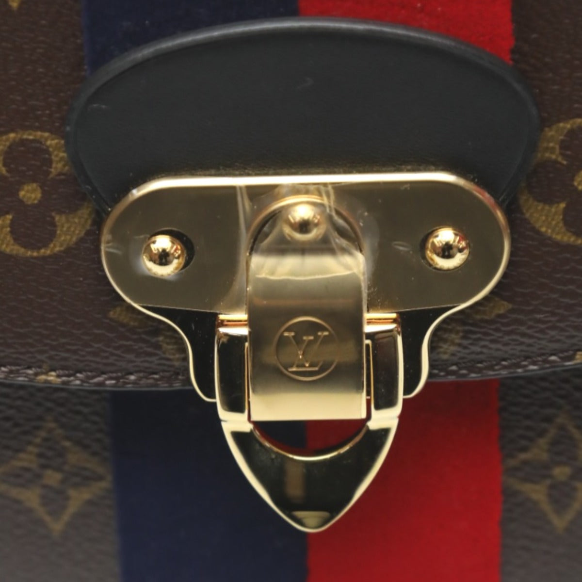 ルイヴィトン LOUIS VUITTON ショルダーバッグ
2WAYバッグ モノグラム ジョルジュMM モノグラムキャンバス M43778 ブラウン LV
【SS】
【中古】