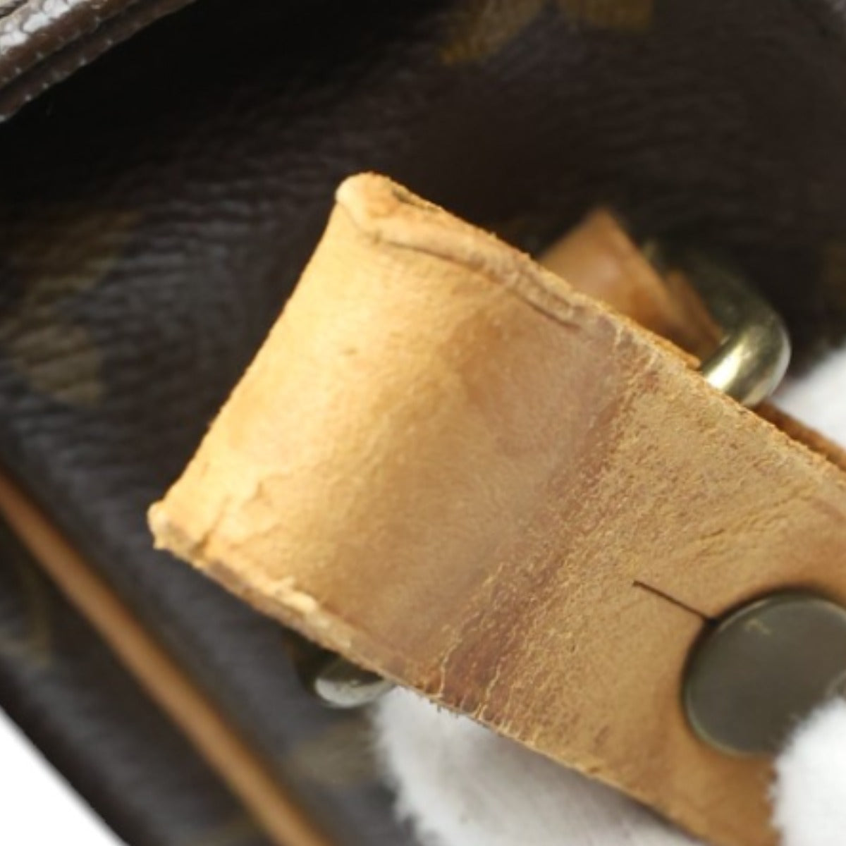 ルイヴィトン LOUIS VUITTON ショルダーバッグ
ショルダーバッグ モノグラム カルトシエールGM モノグラムキャンバス M51252 ブラウン LV
【SS】
【中古】