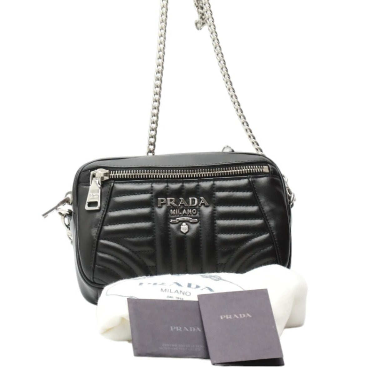 プラダ PRADA ショルダーバッグ
チェーンショルダーバッグ 軽量 斜め掛け カーフ 1BL006 ブラック 【SS】
【中古】