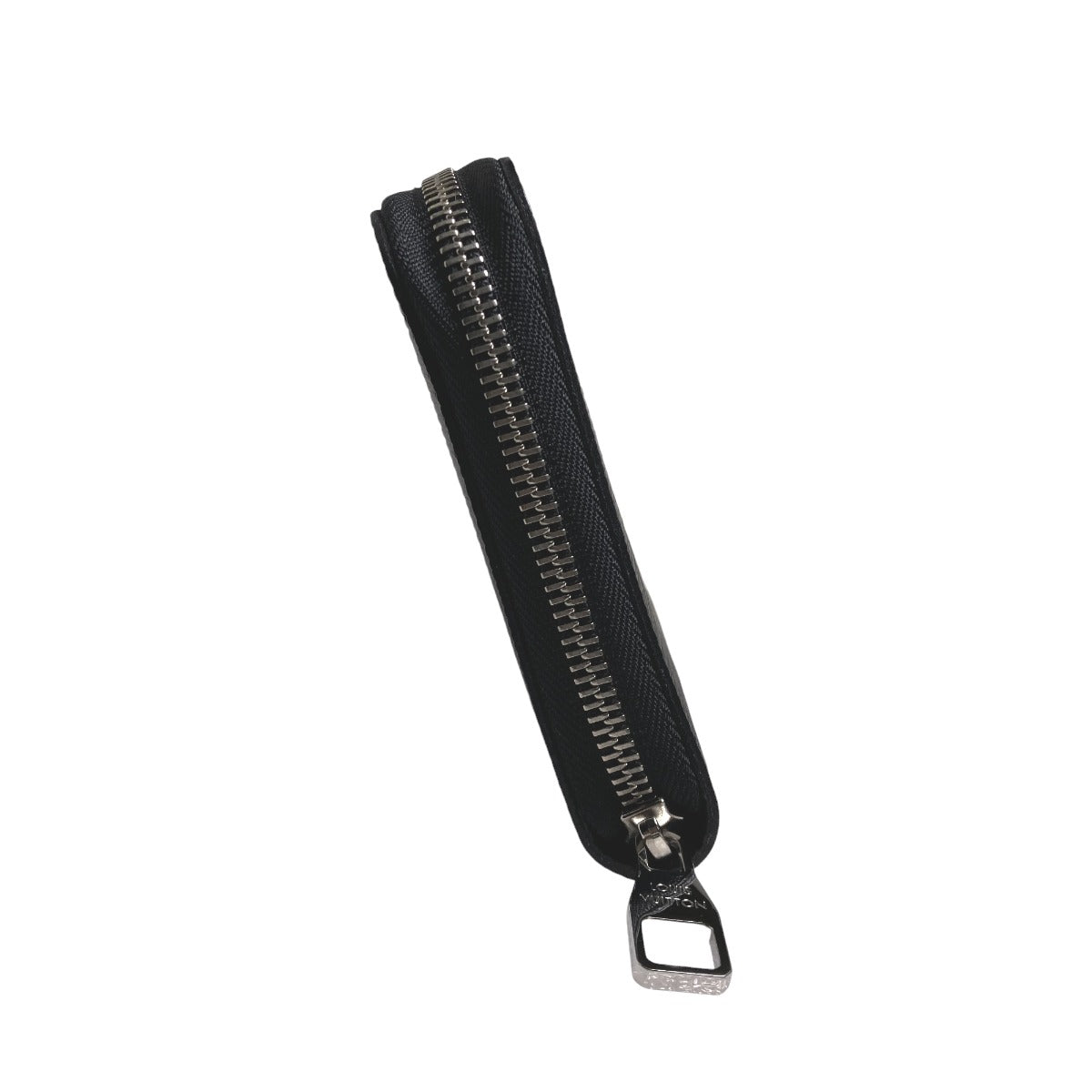 ルイヴィトン LOUIS VUITTON 長財布
ラウンドファスナー エピ ジッピーオーガナイザー エピレザー M60632 ノワール LV
【SS】
【中古】