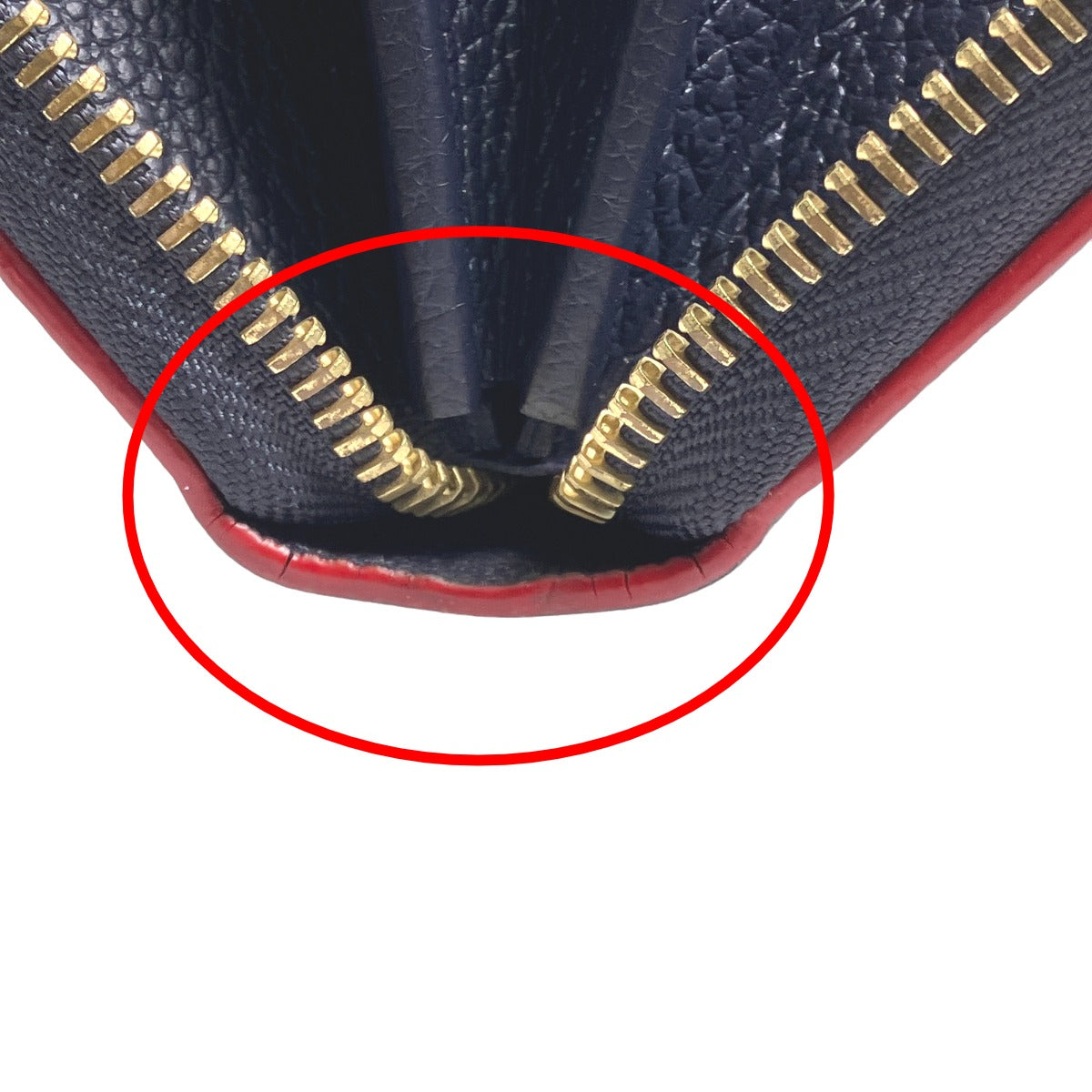 ルイヴィトン LOUIS VUITTON 長財布
ジッピーウォレット アンプラント マリーヌルージュ モノグラムアンプラント M62121 マリーヌルージュ LV
【SS】
【中古】