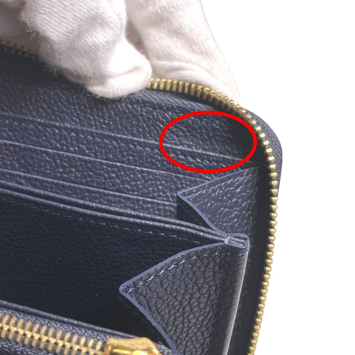 ルイヴィトン LOUIS VUITTON 長財布
ジッピーウォレット アンプラント マリーヌルージュ モノグラムアンプラント M62121 マリーヌルージュ LV
【SS】
【中古】