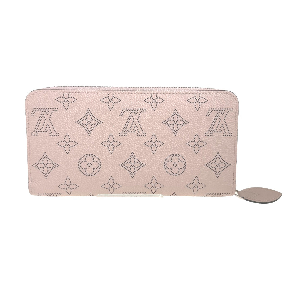 ルイヴィトン LOUIS VUITTON 長財布
長財布 マヒナ ジッピー・ウォレット モノグラムマヒナ M61868 マグノリア LV
【SS】
【中古】