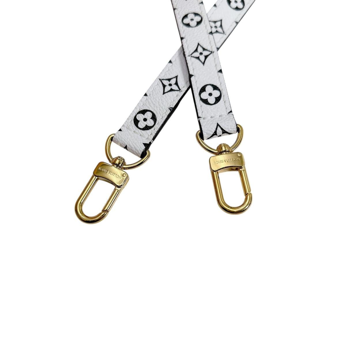 ルイヴィトン LOUIS VUITTON ショルダーバッグ
ショルダーバッグ モノグラム・ジャイアント スピーディー・バンドリエール30 M44573 ルージュxピンク LV
【中古】