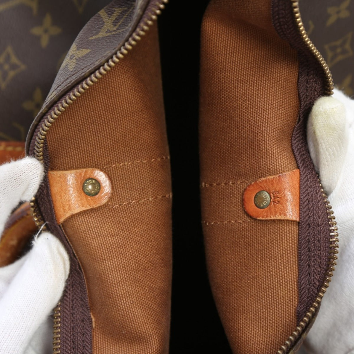 ルイヴィトン LOUIS VUITTON ボストンバッグ
旅行かばん モノグラム キーポル55 モノグラムキャンバス M41424 ブラウン LV
【SS】
【中古】