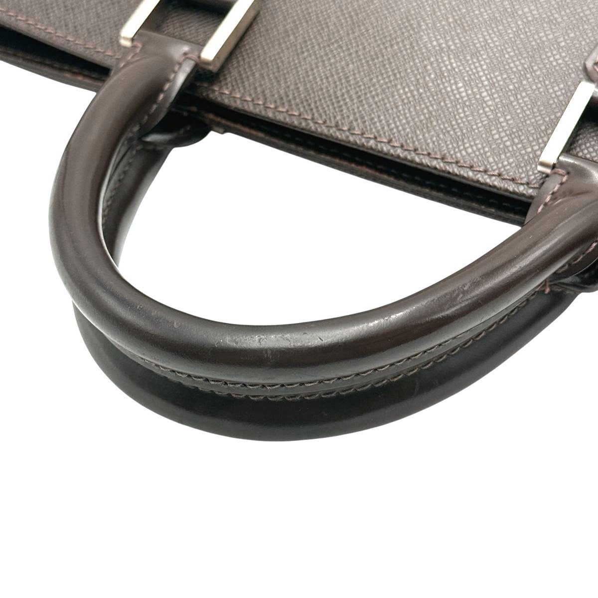 ルイヴィトン LOUIS VUITTON ビジネスバッグ
ビジネスバッグ タイガ ポルトドキュマン・ロザン タイガ M30058 ブラウン LV
【SS】
【中古】