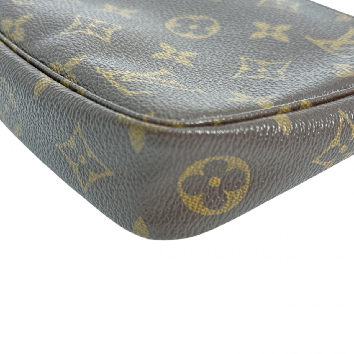 ルイヴィトン LOUIS VUITTON ポーチ
アクセサリーポーチ モノグラム ポシェット・アクセソワール モノグラムキャンバス M51980 ブラウン LV
【SS】
【中古】