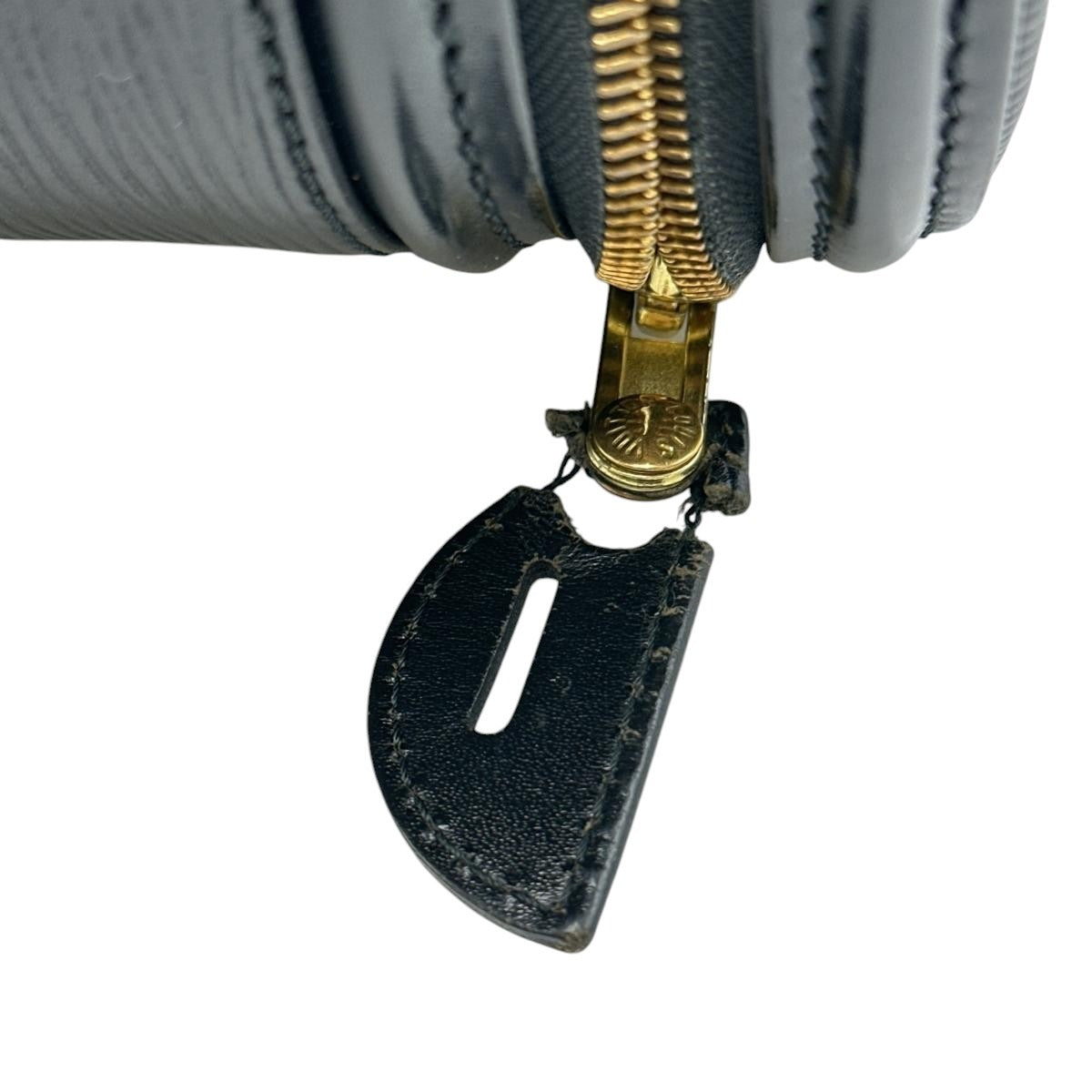 ルイヴィトン LOUIS VUITTON ハンドバッグ
ハンドバッグ エピ カンヌ エピレザー M48032 ブラック LV
【SS】
【中古】
