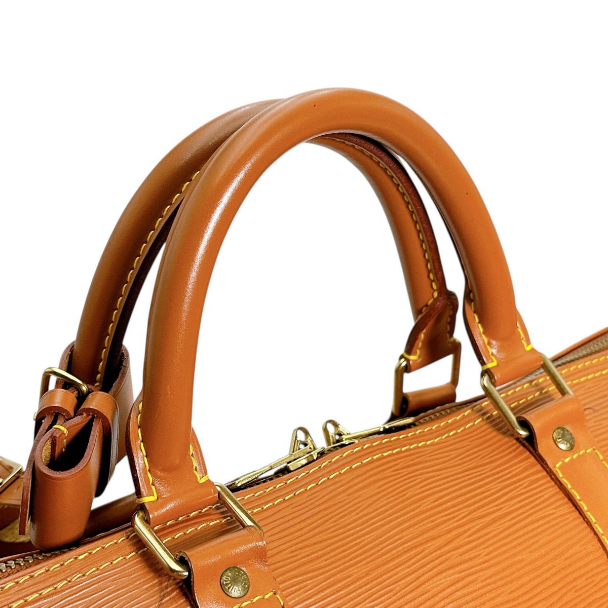 ルイヴィトン LOUIS VUITTON ボストンバッグ
旅行かばん エピ キーポル50 エピレザー M42968 ジパングゴールド LV
【SS】
【中古】