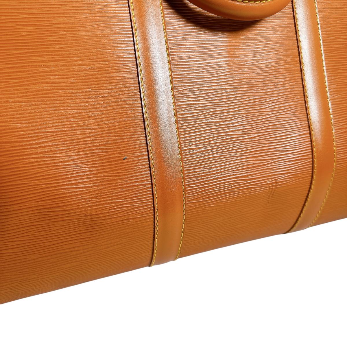 ルイヴィトン LOUIS VUITTON ボストンバッグ
旅行かばん エピ キーポル50 エピレザー M42968 ジパングゴールド LV
【SS】
【中古】