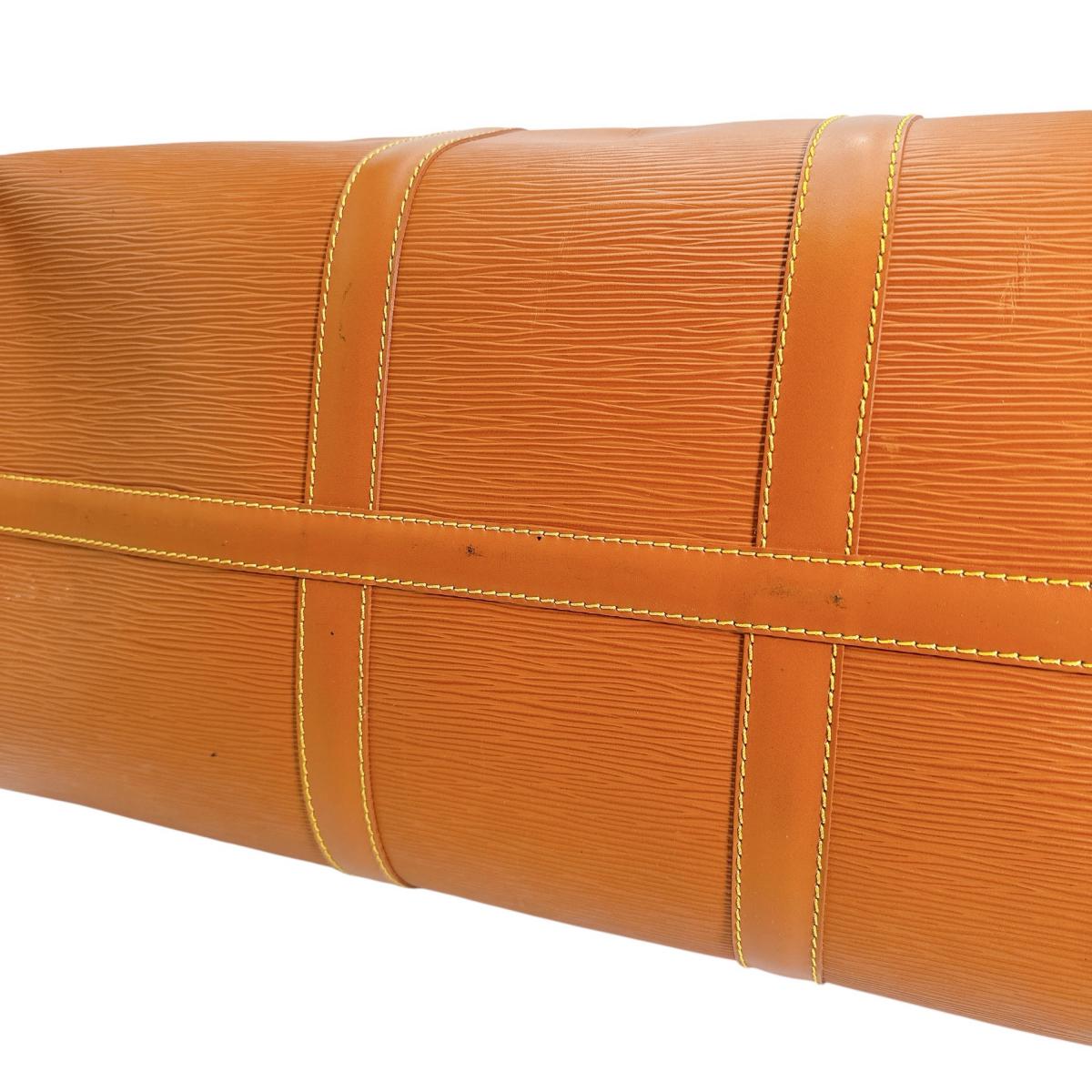 ルイヴィトン LOUIS VUITTON ボストンバッグ
旅行かばん エピ キーポル50 エピレザー M42968 ジパングゴールド LV
【SS】
【中古】