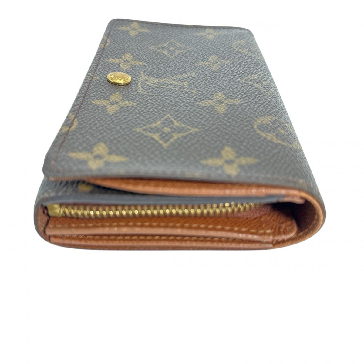 ルイヴィトン LOUIS VUITTON 二つ折り財布
L字ファスナー モノグラム ポルトモネビエ・トレゾール モノグラムキャンバス M61730 ブラウン LV
【SS】
【中古】