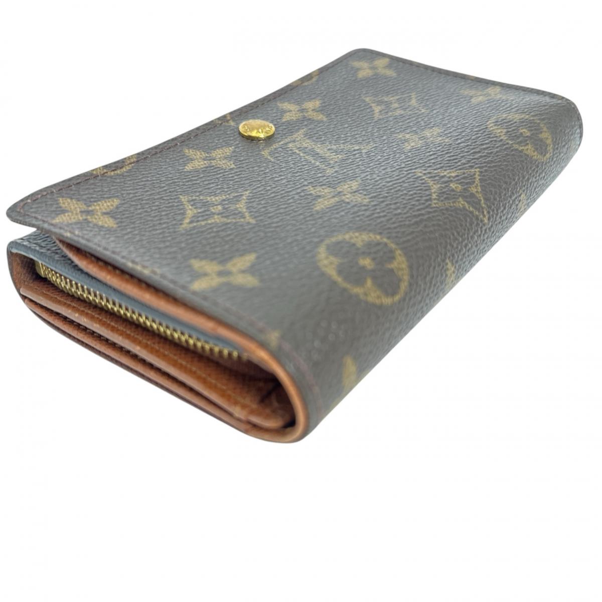 ルイヴィトン LOUIS VUITTON 二つ折り財布
L字ファスナー モノグラム ポルトモネビエ・トレゾール モノグラムキャンバス M61730 ブラウン LV
【SS】
【中古】