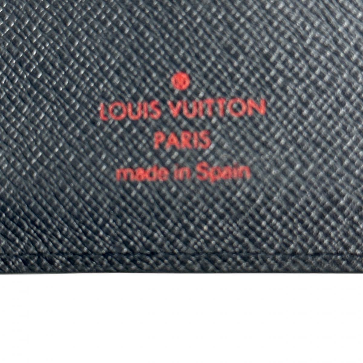 ルイヴィトン LOUIS VUITTON 手帳カバー
システム手帳カバー エピ アジェンダPM エピレザー R20052 ノワール LV
【SS】
【中古】