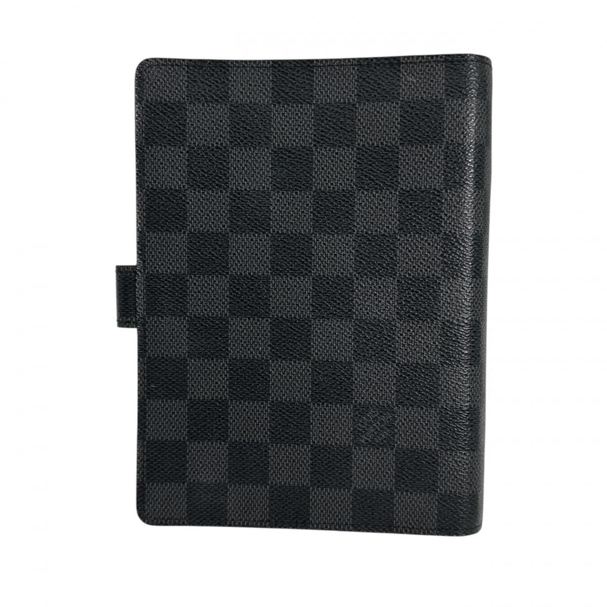 ルイヴィトン LOUIS VUITTON 手帳カバー
システム手帳カバー ダミエ・グラフィット アジェンダMM ダミエグラフィットキャンバス R20242 ブラック×グレー LV
【SS】
【中古】