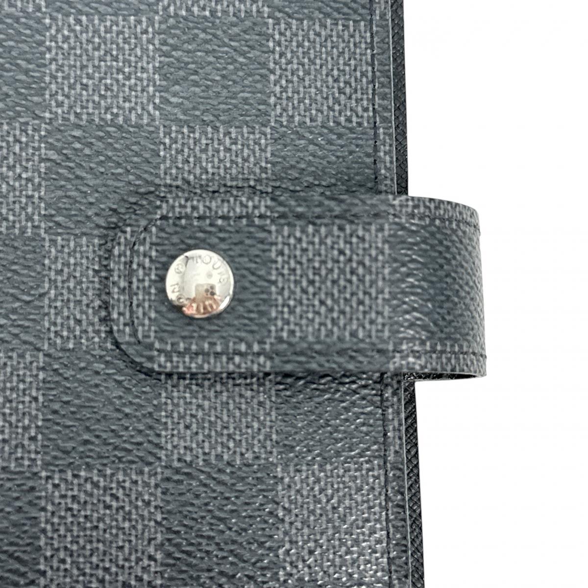 ルイヴィトン LOUIS VUITTON 手帳カバー
システム手帳カバー ダミエ・グラフィット アジェンダMM ダミエグラフィットキャンバス R20242 ブラック×グレー LV
【SS】
【中古】
