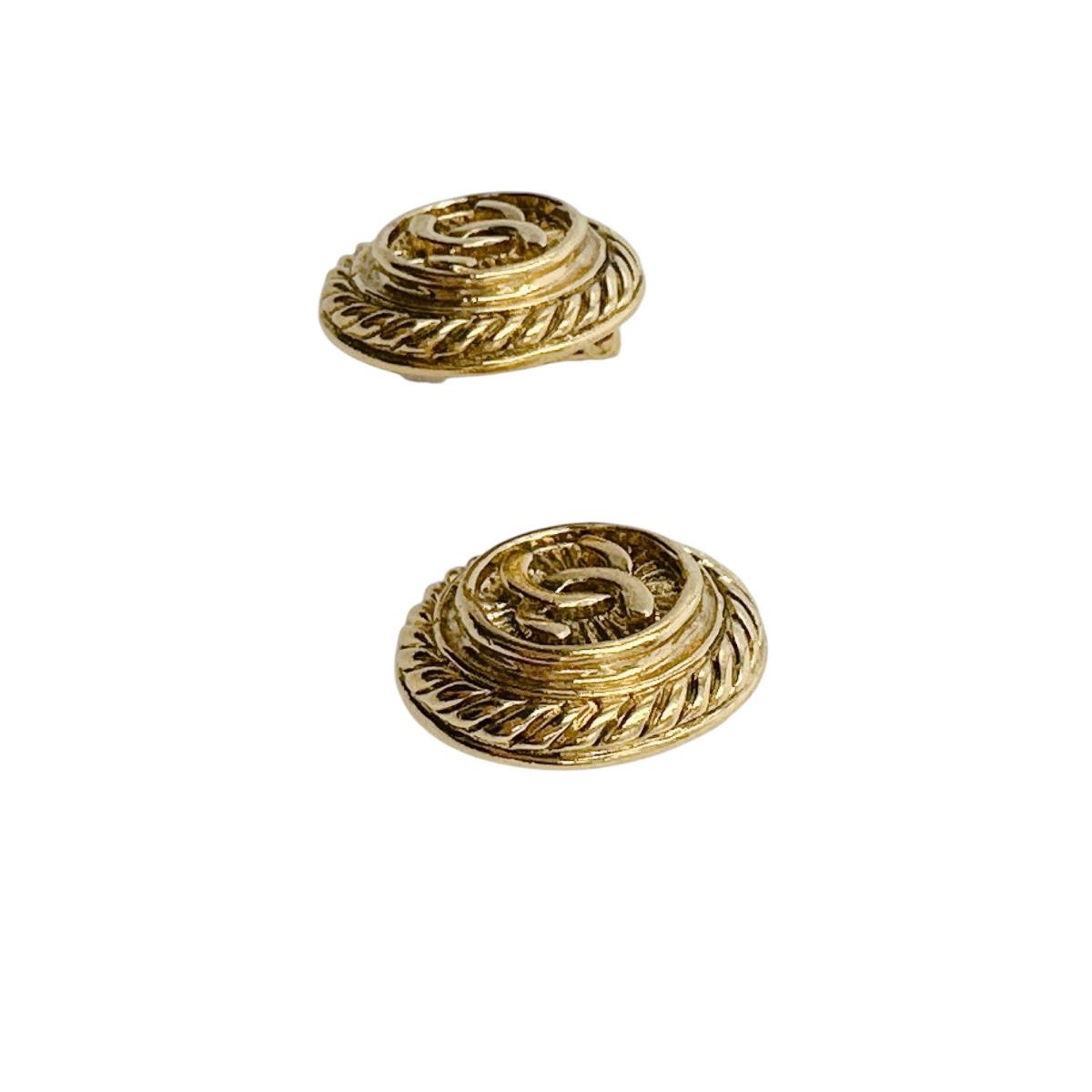 シャネル CHANEL イヤリング
ヴィンテージ 大ぶり ココマーク メタル ゴールド 【SS】
【中古】