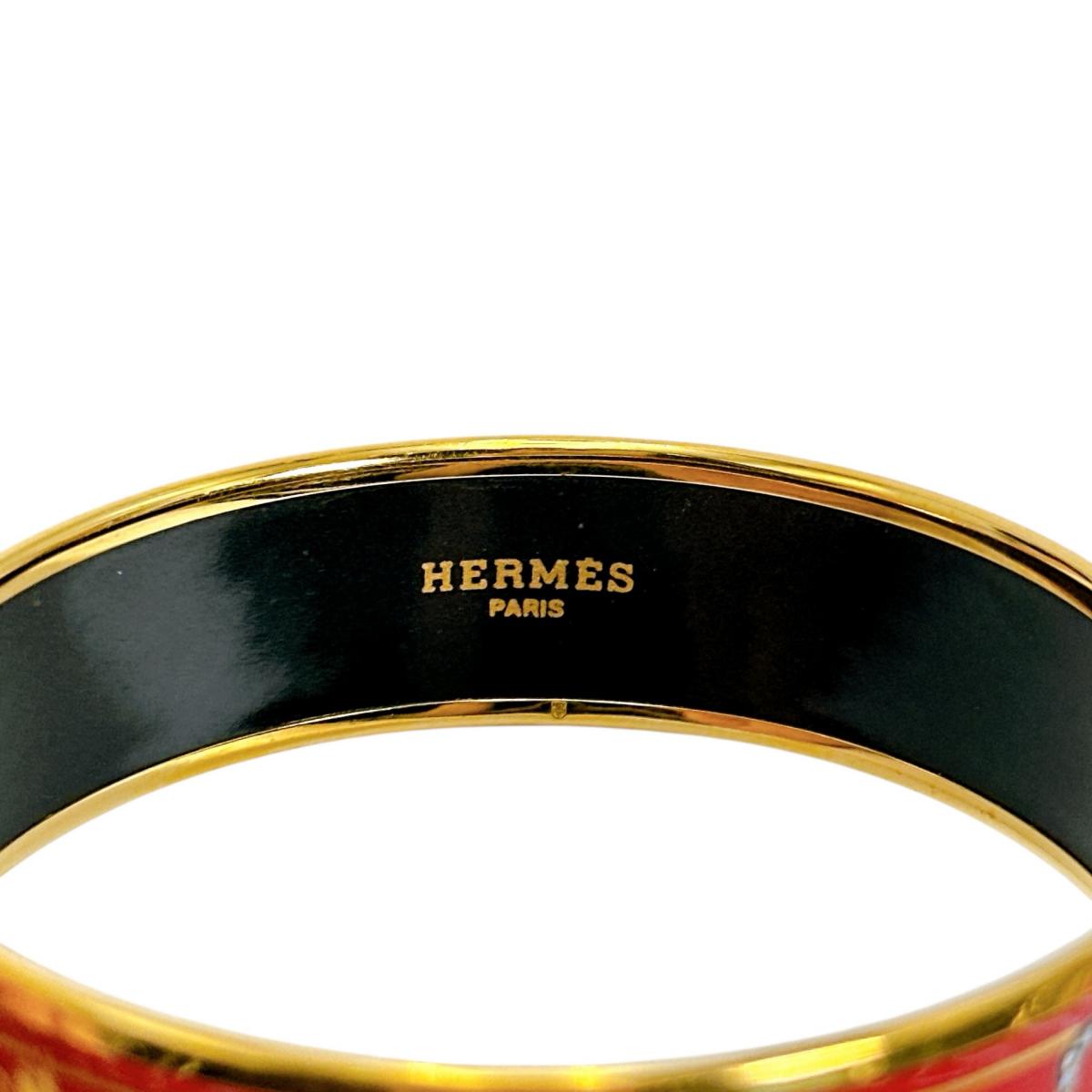 エルメス HERMES バングル
ブレスレット エマイユGM その他 レッド×ゴールド 【SS】
【中古】