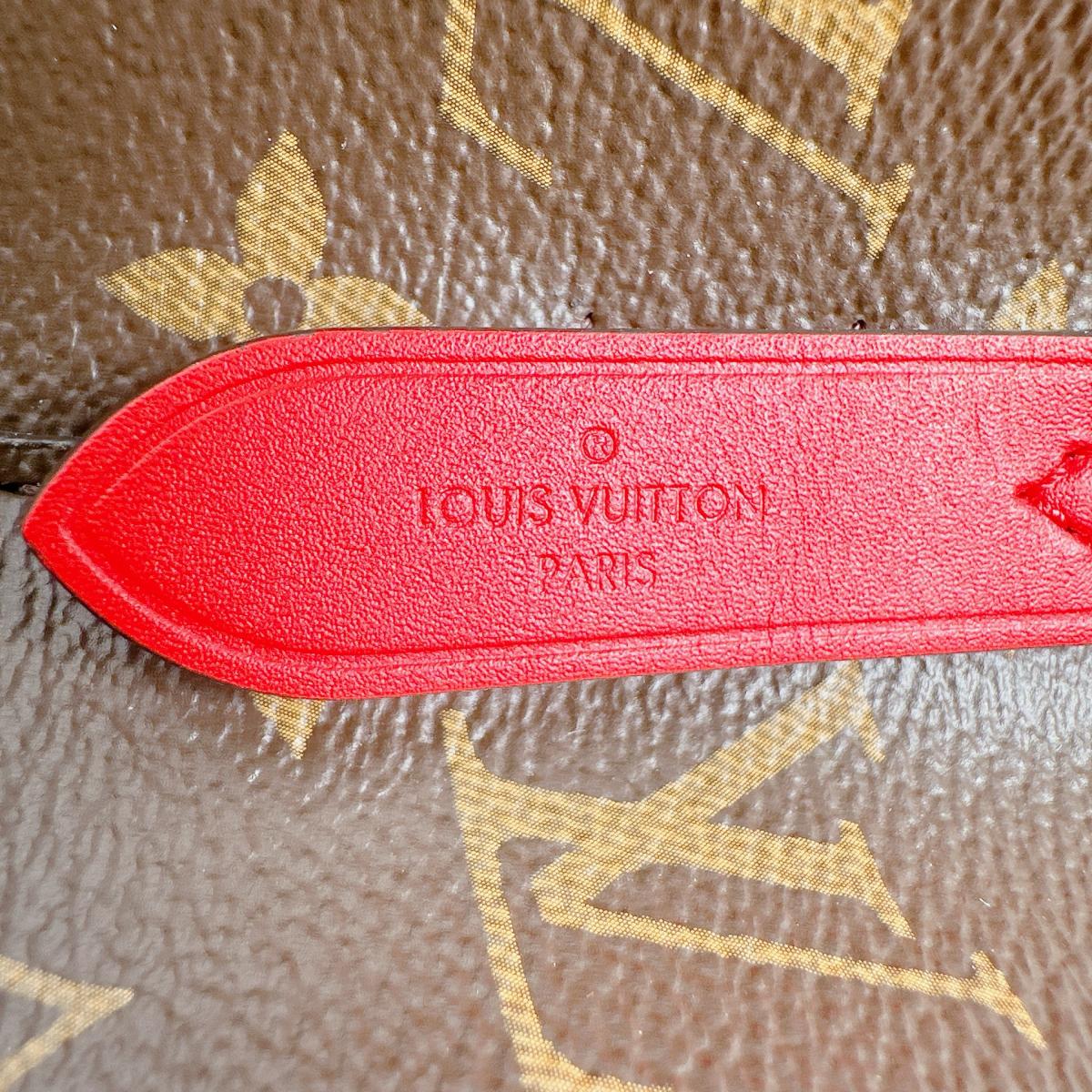 ルイヴィトン LOUIS VUITTON ショルダーバッグ
2WAYバッグ モノグラム ネオノエ モノグラムキャンバス M44021 コクリコ LV
【SS】
【中古】