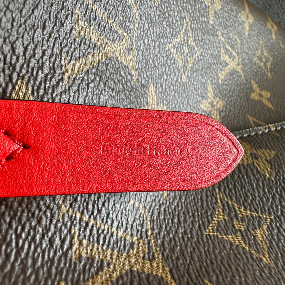 ルイヴィトン LOUIS VUITTON ショルダーバッグ
2WAYバッグ モノグラム ネオノエ モノグラムキャンバス M44021 コクリコ LV
【SS】
【中古】