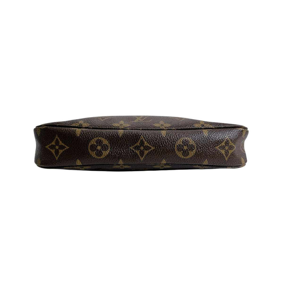ルイヴィトン LOUIS VUITTON ポーチ
アクセサリーポーチ モノグラム ポシェット・アクセソワール モノグラムキャンバス M51980 ブラウン LV
【SS】
【中古】