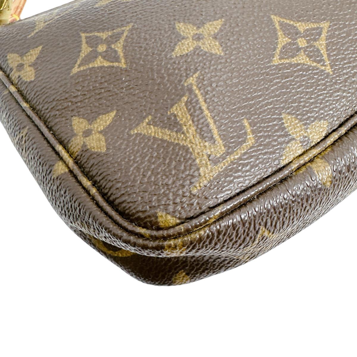 ルイヴィトン LOUIS VUITTON ポーチ
アクセサリーポーチ モノグラム ストラップ交換 斜め掛け可能 モノグラムキャンバス M51980 ブラウン LV
【SS】
【中古】
