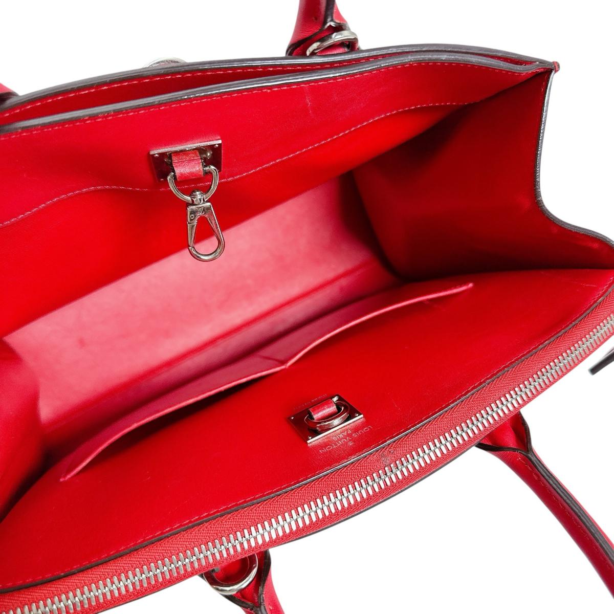 ルイヴィトン LOUIS VUITTON ハンドバッグ
 ハンドバッグ アンフィニ シティスティーマーPM カーフ M53029 レッド LV
 【SS】
 【中古】