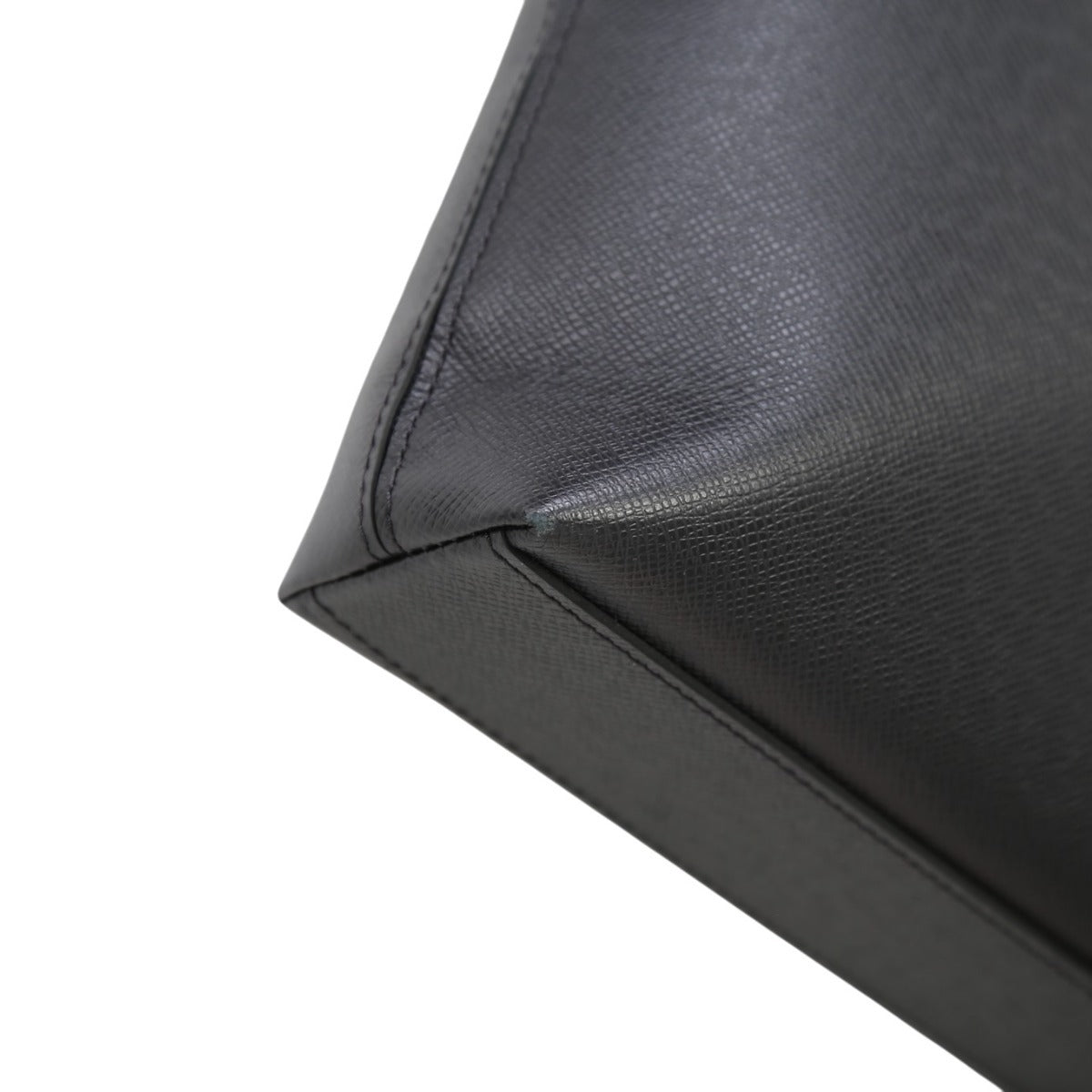 ルイヴィトン LOUIS VUITTON ビジネスバッグ
 ショルダーバッグ タイガ アントン・ブリーフケース タイガ M34400 ノワール LV
 【SS】
 【中古】