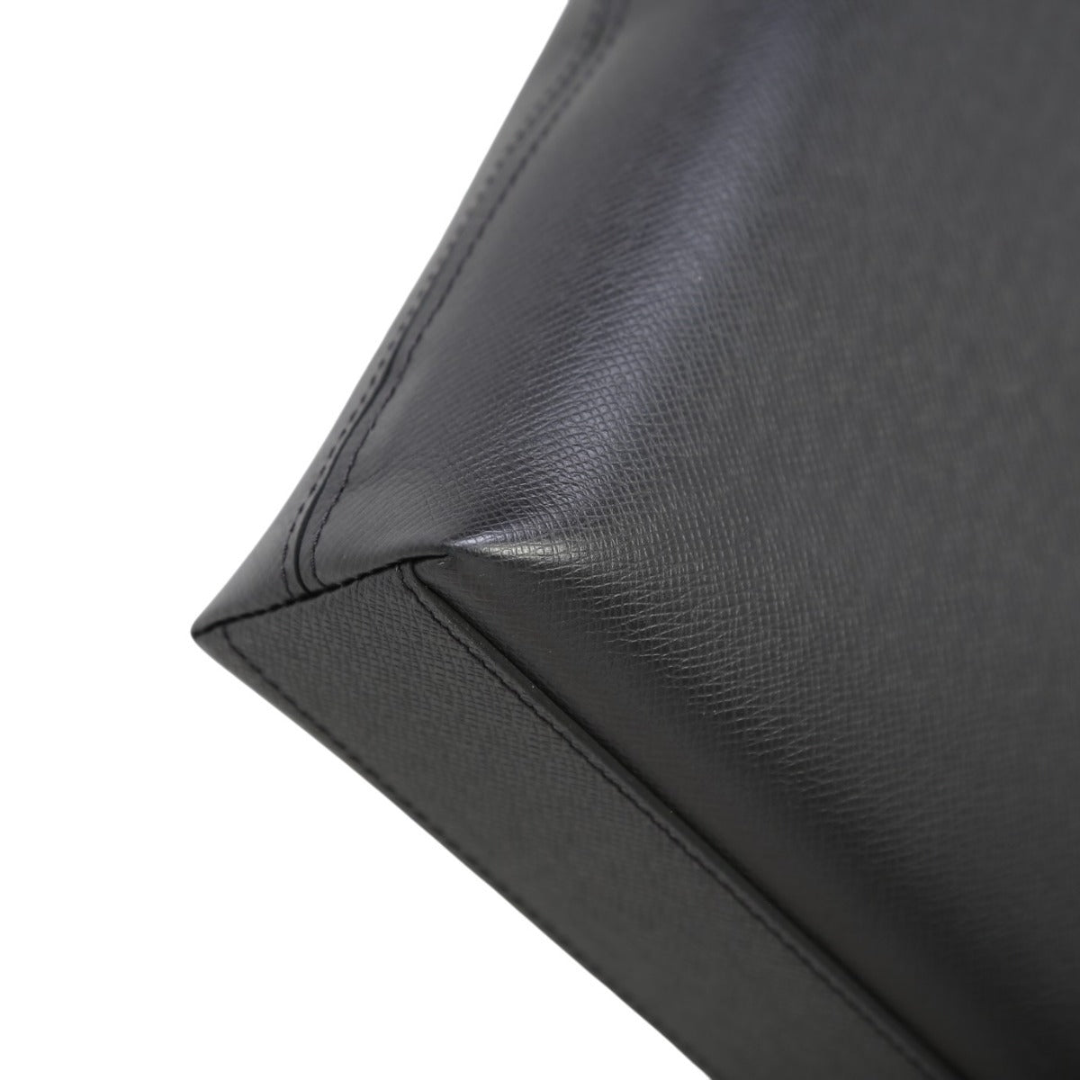 ルイヴィトン LOUIS VUITTON ビジネスバッグ
 ショルダーバッグ タイガ アントン・ブリーフケース タイガ M34400 ノワール LV
 【SS】
 【中古】